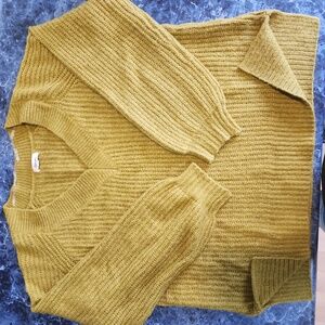Women's LG Chunky Knit Sweater
